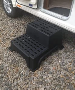 CARAVAN & MOTORHOME MGI Milenco Giant Double Step