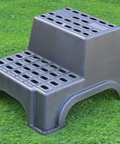 CARAVAN & MOTORHOME MGI Milenco Double Step