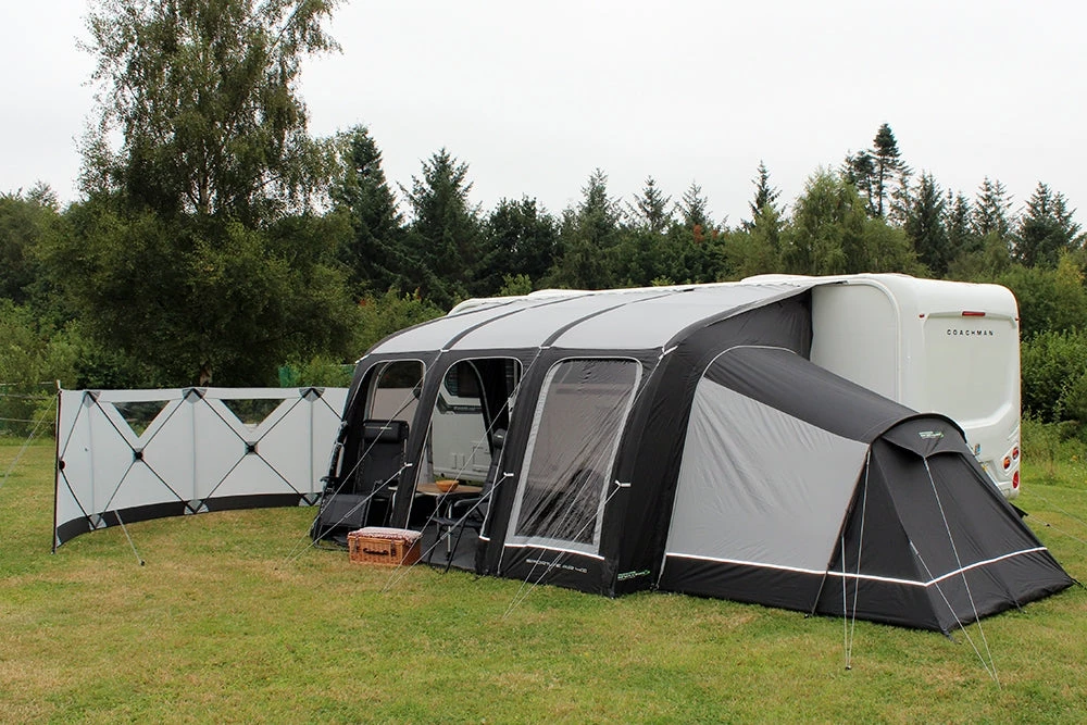 2021 Tents Outdoor Revolution Pronto Windbreak